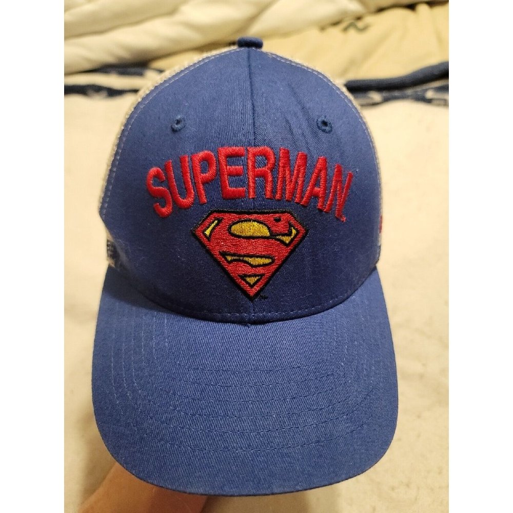Six Flags Superman Snapback Cap Hat Mesh DC Comics Vintage Red Blue White Y 14